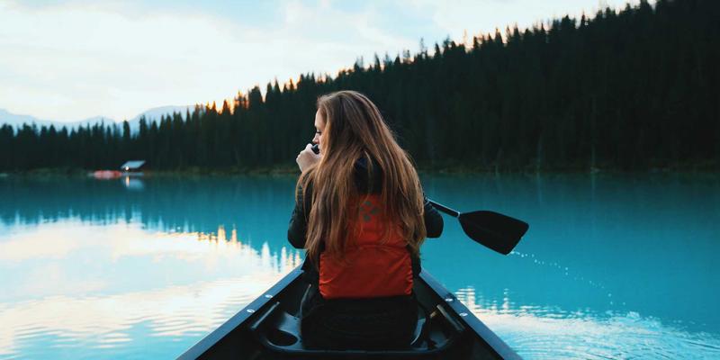 构筑数字基石：IT资源、网络安全与网络架构的协同进化